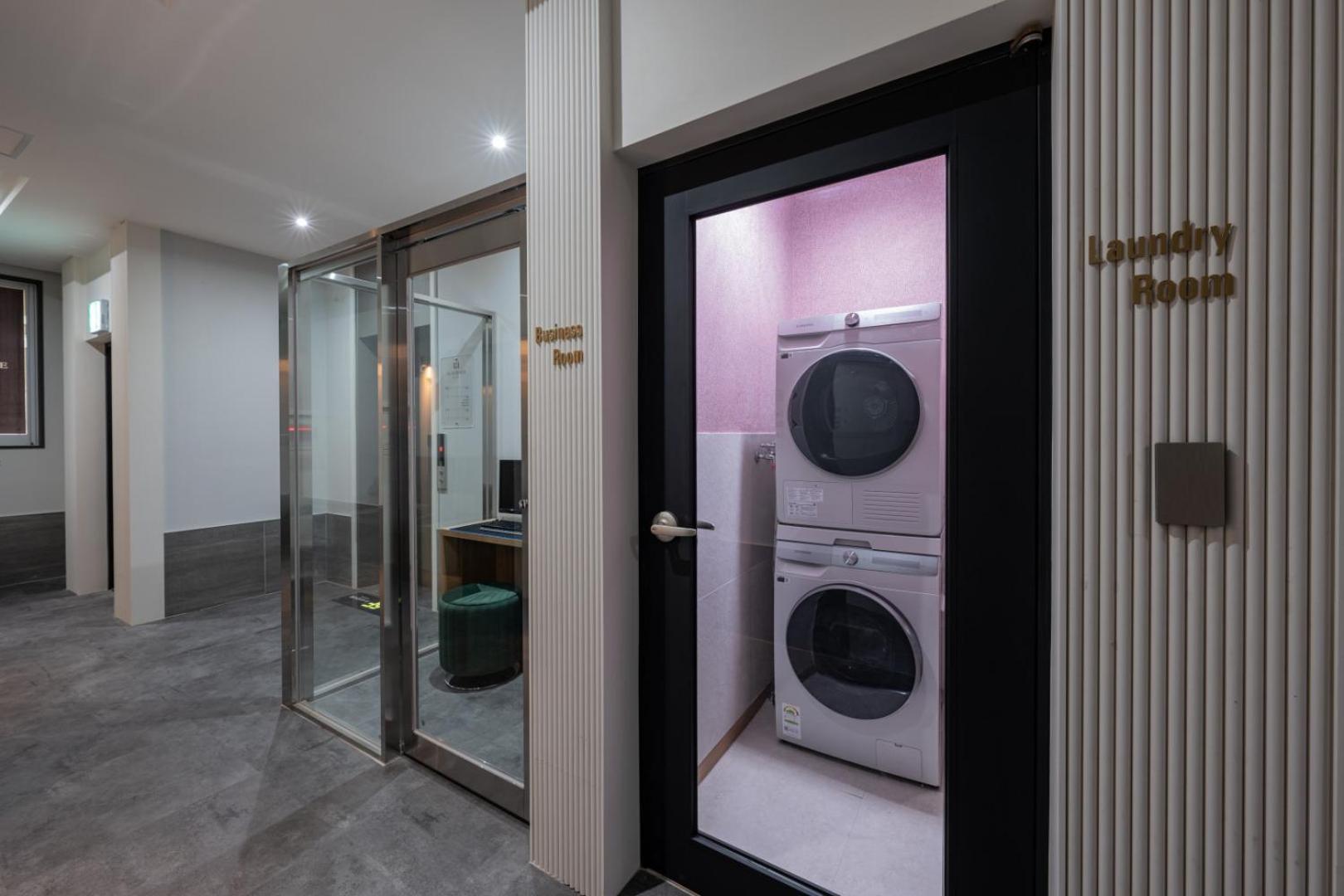 H-Avenue Hotel Munhyeon 釜山 外观 照片